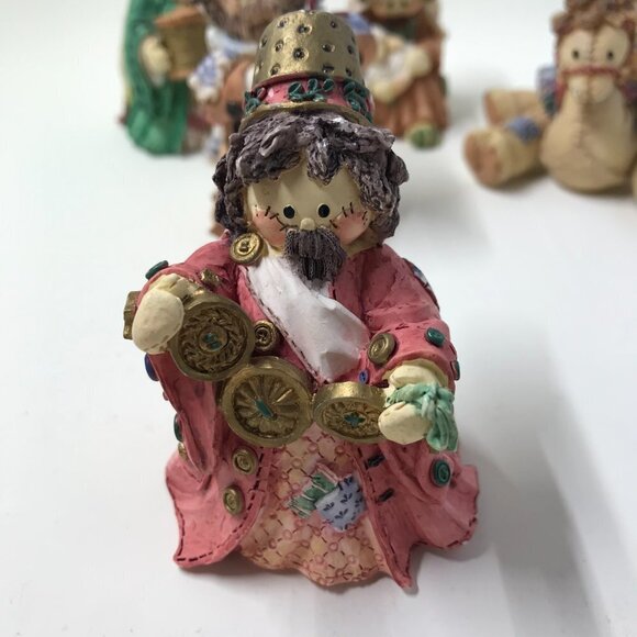 Vintage 1994 Cute as a Button Mary Rhyner Nativity Set 8 pieces Sew Cute!! - Picture 5 of 13